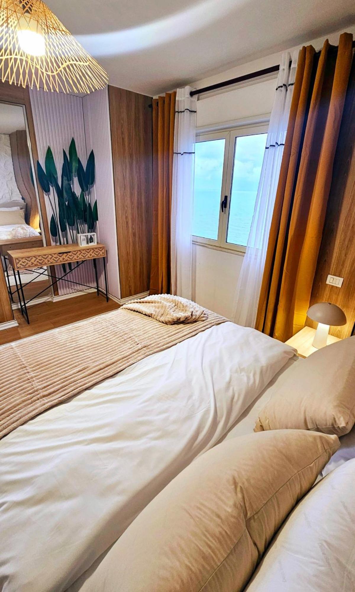 Premium Azure Center Apartament *