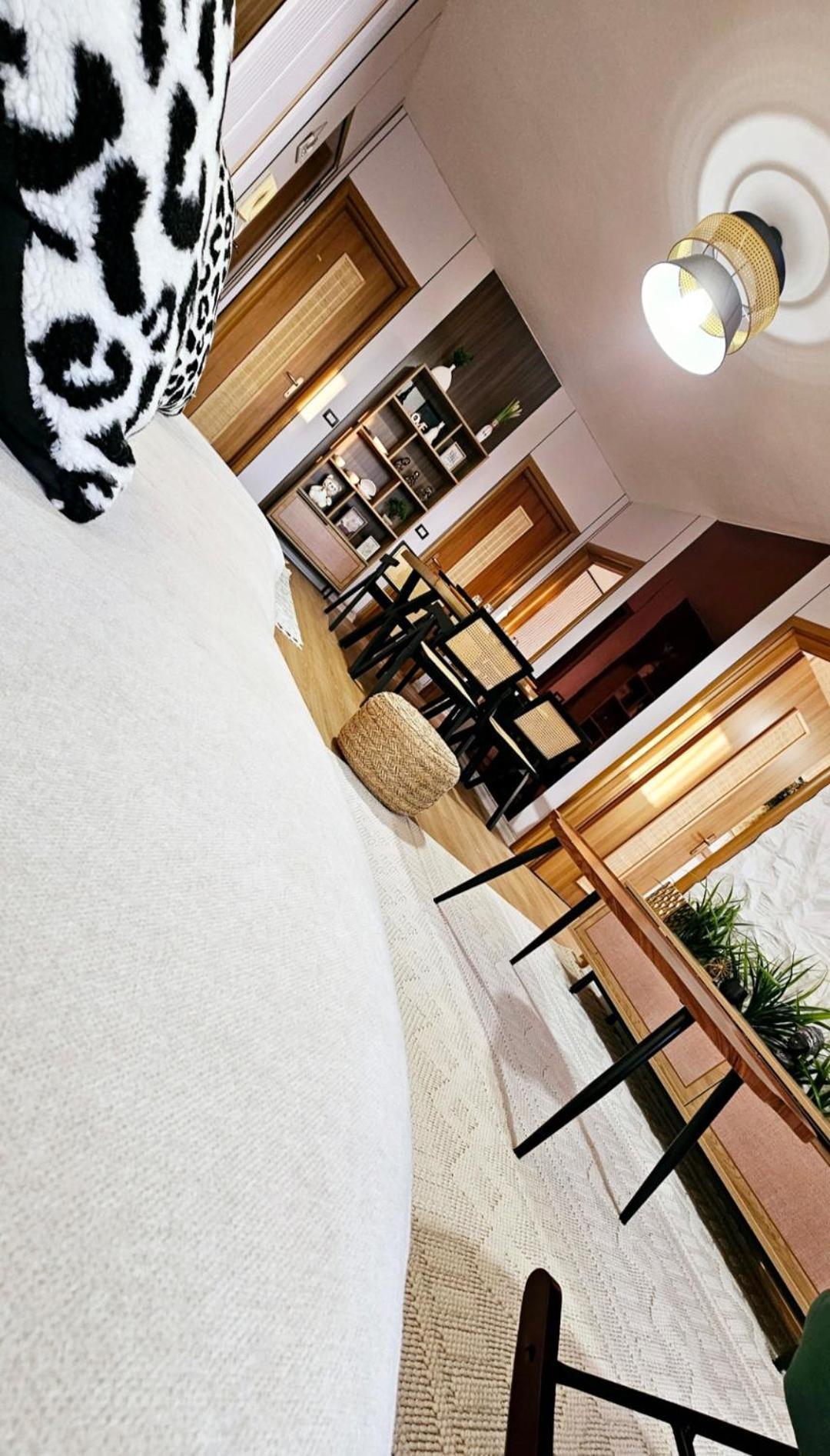 Premium Azure Center Apartament *
