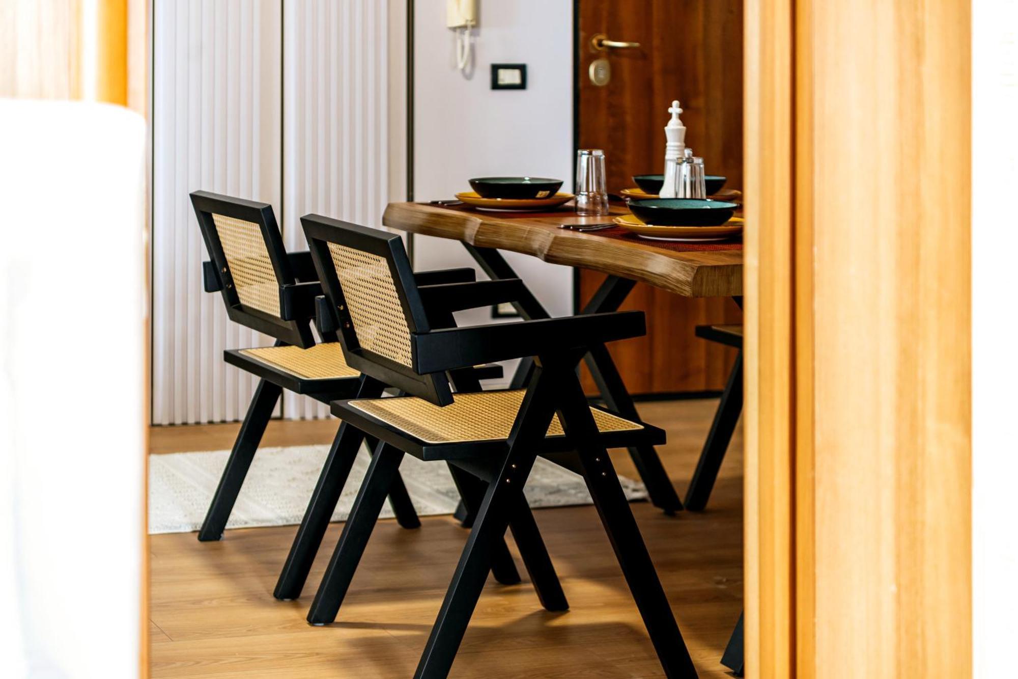 Premium Azure Center * Durrës